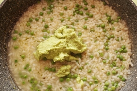 Ricetta Risotto Con Fave E Piselli Al Rosmarino Cucchiaio D Argento