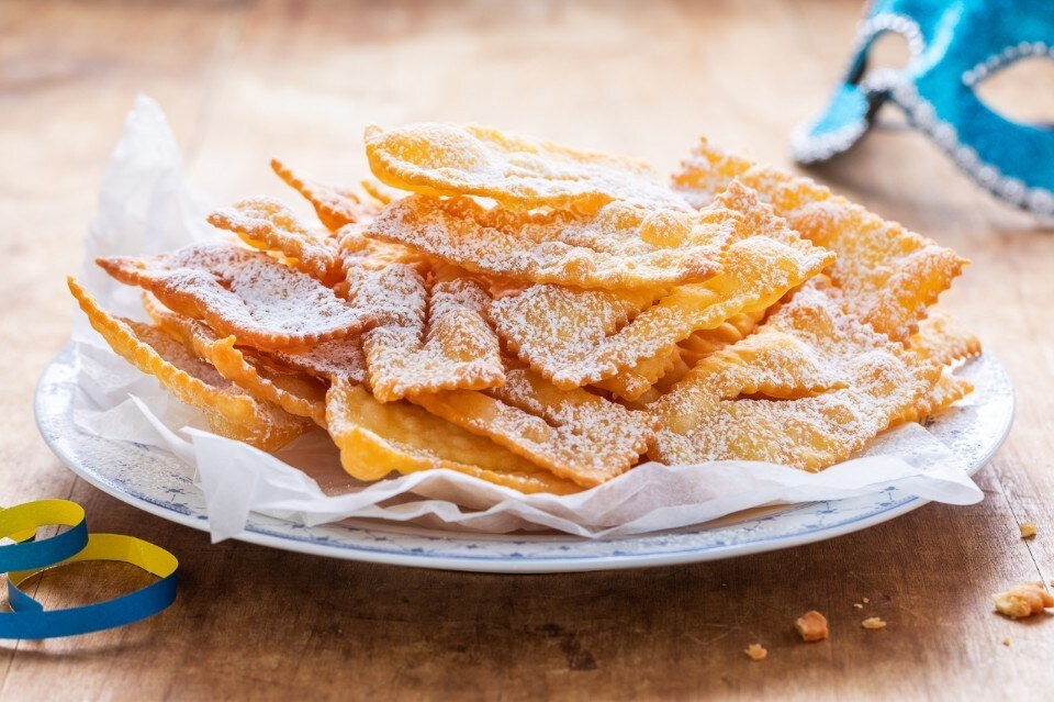 Chiacchiere di Carnevale  Ricette, Dolci carnevaleschi, Dolci