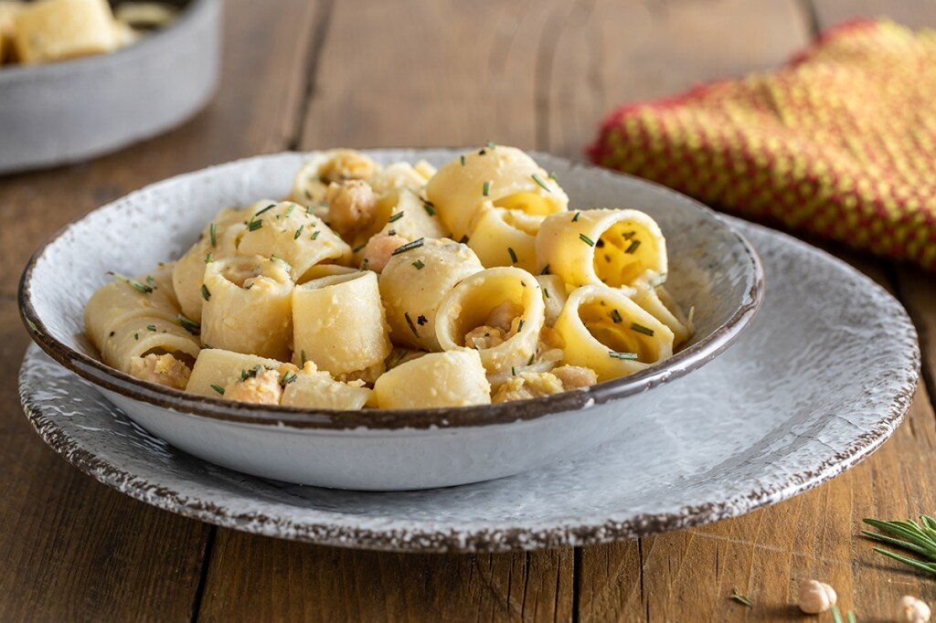 Ricetta Calamarata Con Crema Di Ceci Cucchiaio D Argento