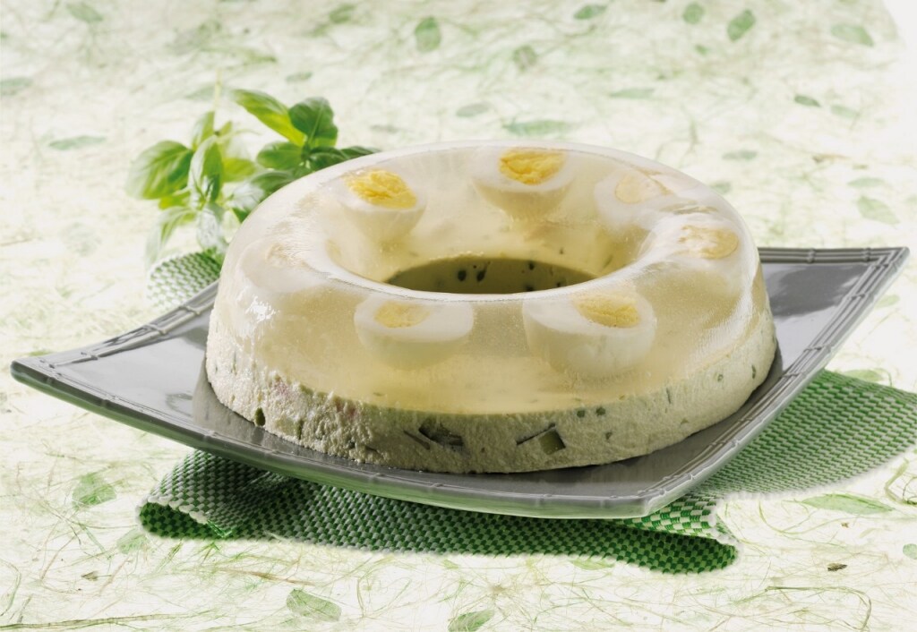 Ricetta Aspic Di Uova Sode Alla Crema Di Avocado Cucchiaio D Argento