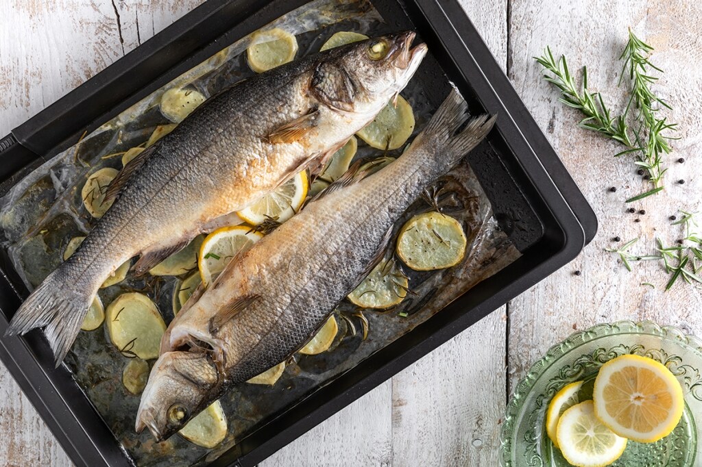 Ricetta Branzino al forno - Cucchiaio d'Argento