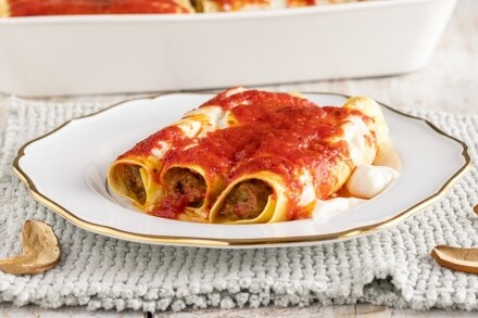 Preparazione Cannelloni di carne e funghi - Fase 10