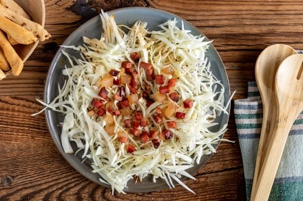 Preparazione Insalata di cavolo cappuccio con speck - Fase 2