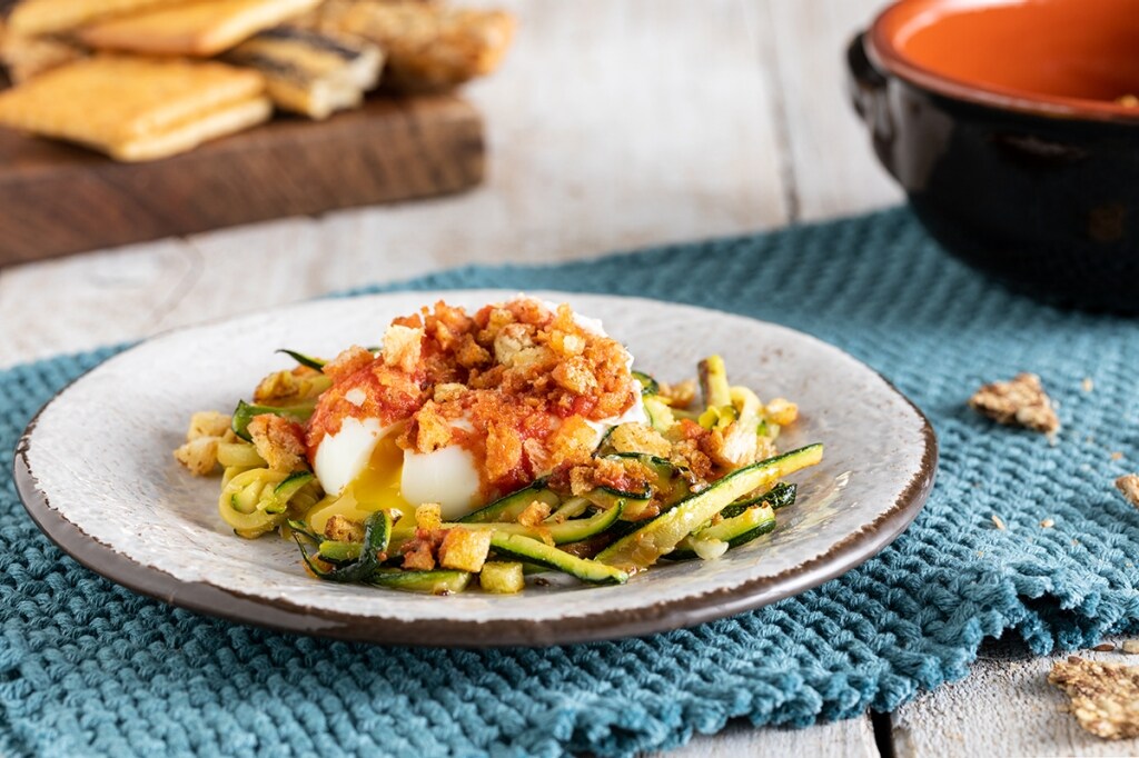 Ricetta Uova In Camicia Gratinate Con Zucchine Cucchiaio D Argento