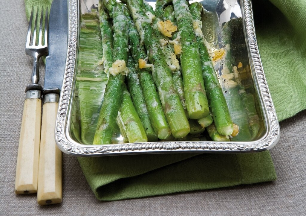 Ricetta Asparagi Al Burro Cucchiaio D Argento