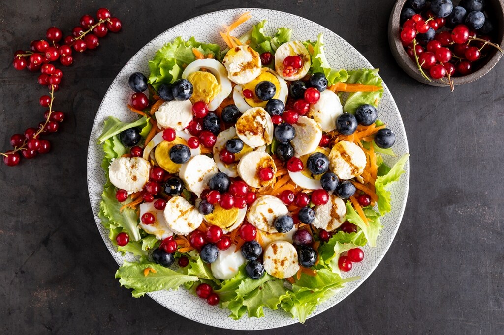 Insalata di ribes e mirtilli