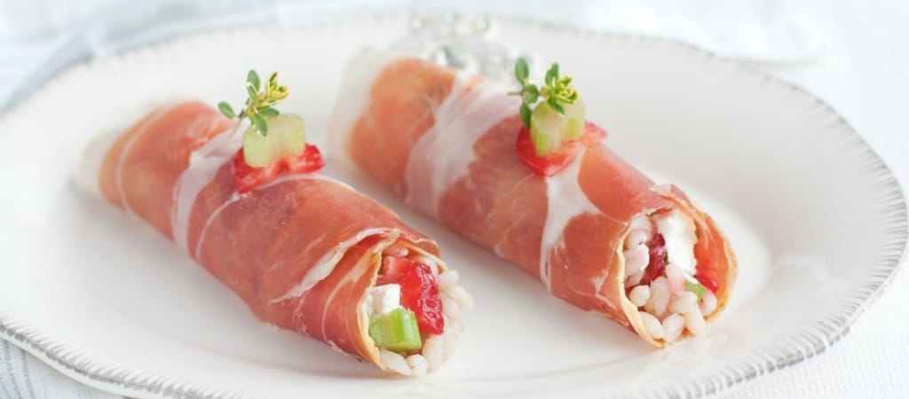 Ricetta Involtini di prosciutto crudo con orzo, fragole ...