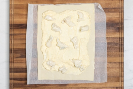 Preparazione Strudel al gorgonzola, pere e noci - Fase 2 Preparazione Strudel al gorgonzola, pere e noci - Fase 2
