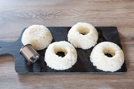 Preparazione Sushi donuts - Fase 1 Preparazione Sushi donuts - Fase 1