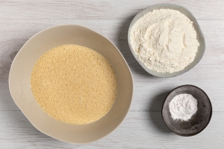 Preparazione Torta di mele senza burro - Fase 2 Preparazione Torta di mele senza burro - Fase 2