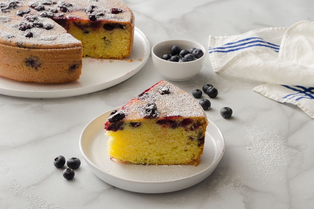 Ricetta Torta in teglia ai mirtilli - Cucchiaio d'Argento