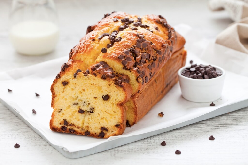 Ricetta Plumcake Allo Yogurt E Gocce Di Cioccolato Cucchiaio D Argento