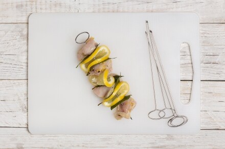 Preparazione Spiedini di pollo al limone e miele - Fase 2