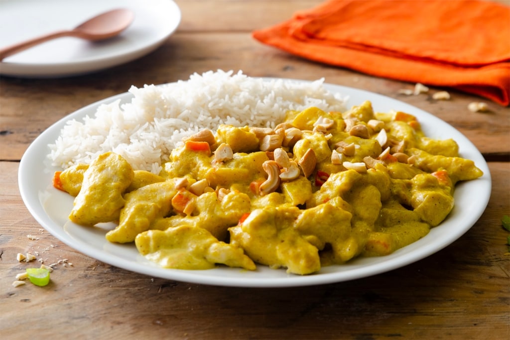 Ricetta Riso Basmati Con Pollo Al Curry E Latte Di Cocco - Cucchiaio D ...