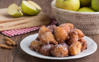 Ricette Dolci alle Mele Fritte - Cucchiaio d'Argento