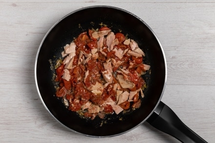 Ricetta Pasta Con Tonno E Acciughe - Cucchiaio D'Argento