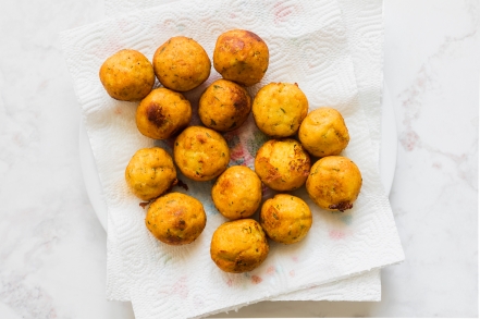 Preparazione Polpette di patate - Fase 3 Preparazione Polpette di patate - Fase 3