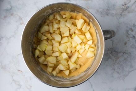 Preparazione Torta di mele e mascarpone - Fase 2