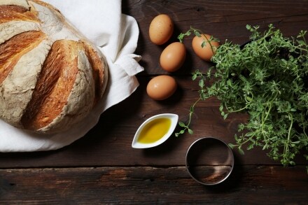 Preparazione Crostoni buonissimi con il pane raffermo - Fase 1