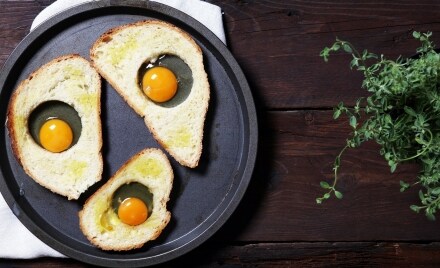 Preparazione Crostoni buonissimi con il pane raffermo - Fase 2