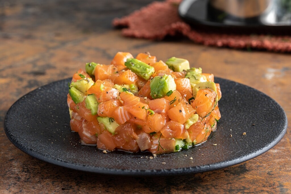 Tartare di salmone e avocado