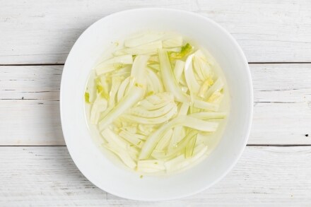 Preparazione Insalata svuotafrigo - Fase 2