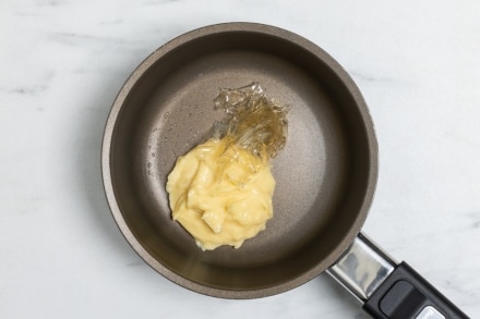 Preparazione Albero di pasta sfoglia dolce - Fase 7