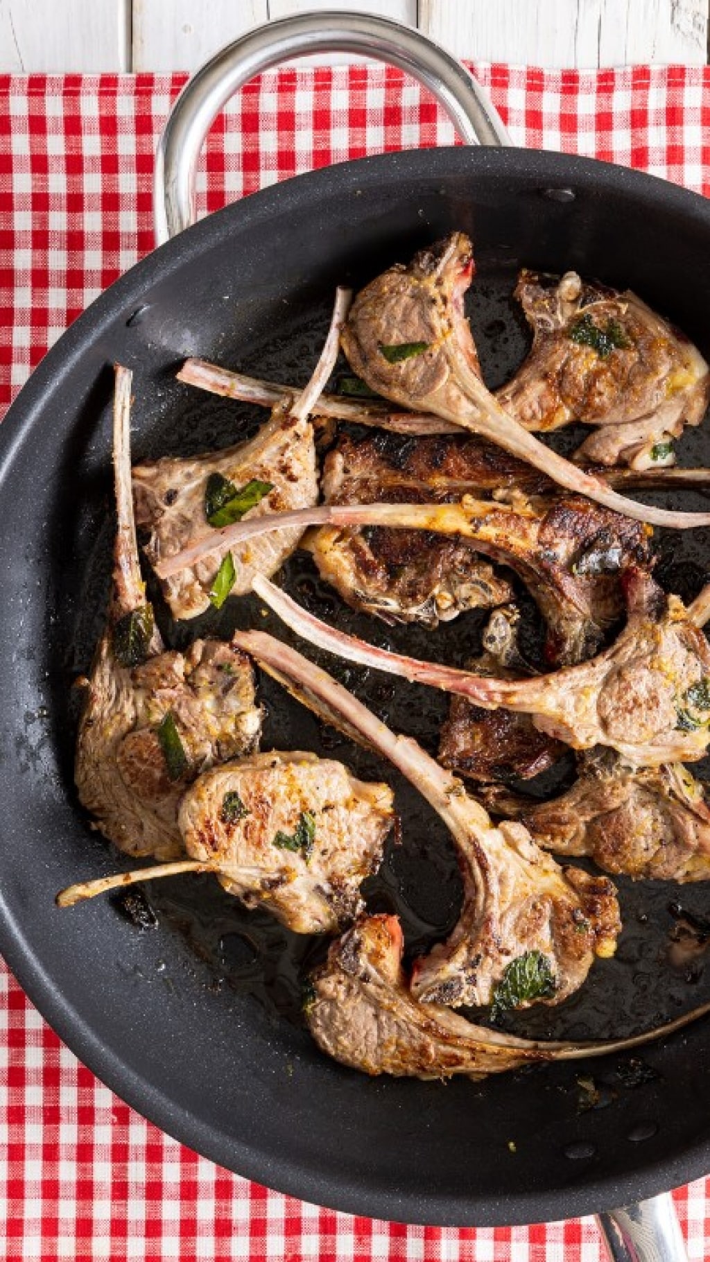 Ricetta Costolette Di Agnello In Padella Cucchiaio D Argento