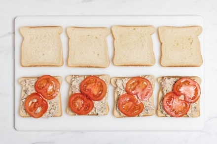 Preparazione Tuna Melt (sandwich al tonno americano) - Fase 4