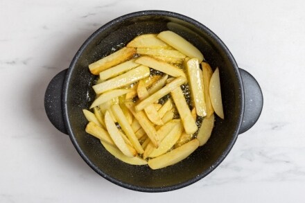 Preparazione Pipi e patate - Fase 1