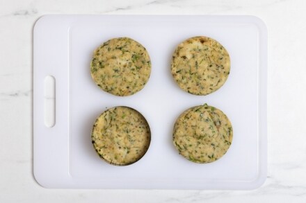 Preparazione Burger di zucchine - Fase 4