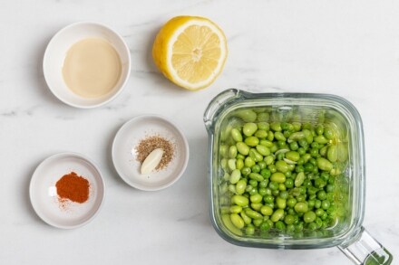 Preparazione Hummus di edamame e piselli - Fase 1