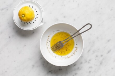 Preparazione Salmone con zucchine marinate - Fase 2