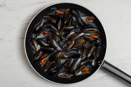 Preparazione Pasta, patate e cozze - Fase 1