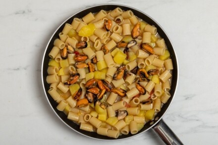 Preparazione Pasta, patate e cozze - Fase 5