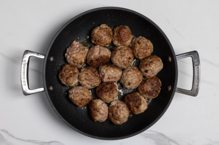Preparazione Polpette saporite alla birra - Fase 2 Preparazione Polpette saporite alla birra - Fase 2