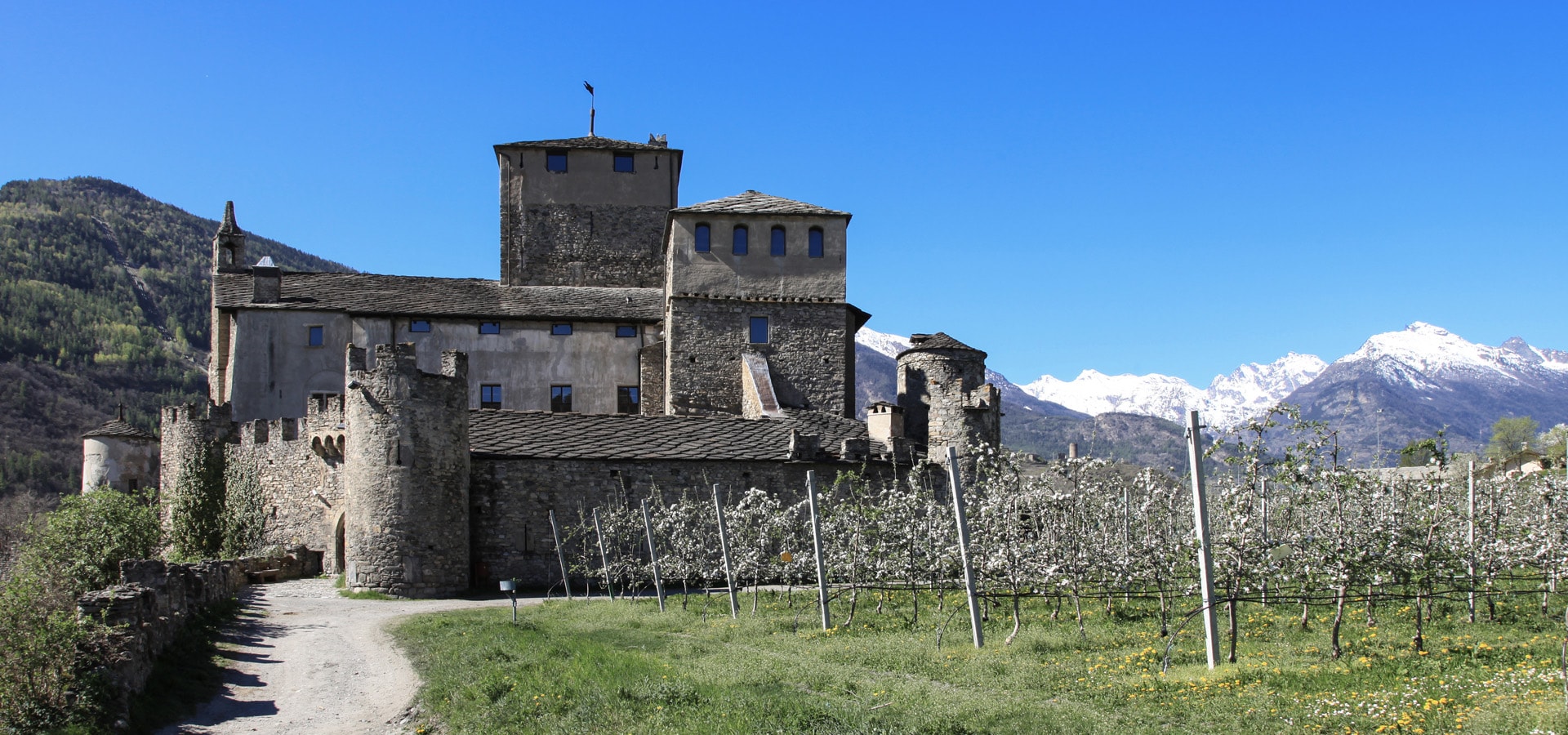 Itinerario d'autunno in Valle d'Aosta, tra castelli e buon ...